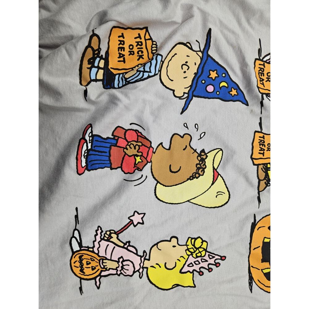 Peanuts Halloween Shirt Adult XL Trick Or Treat Snoopy Charlie Brown Sally - Picture 3 of 5